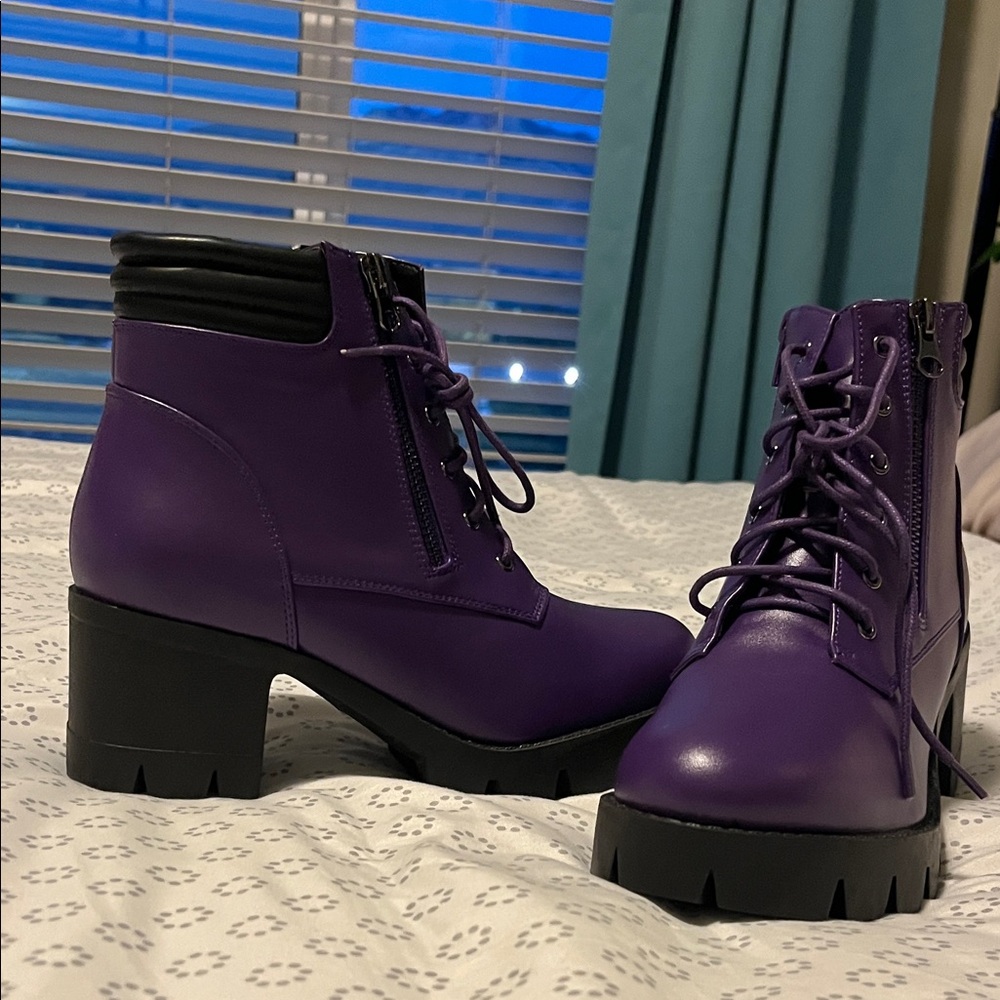 Purple chunky Lace-Up Ankle Boots